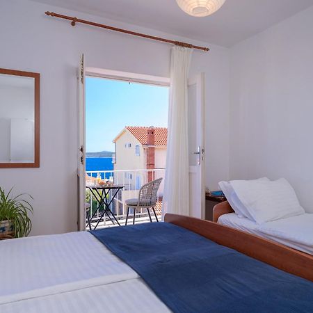 Pansion Jakas Zavala Habitación foto